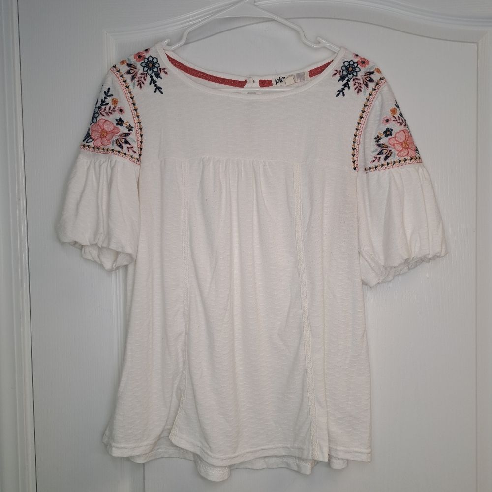 Jolt White Blouse with Floral Embroidery